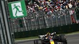 Verstappen lidera los terceros libres, con 'Checo' Pérez tercero