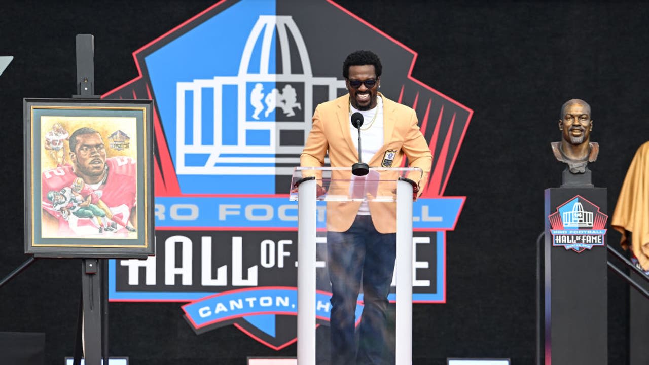 49ers linebacker Patrick Willis enshrined in Hall of Fame