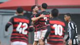 Sub-20: Flamengo vence Botafogo de virada e se mantém invicto e líder na Taça Guanabara