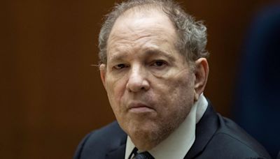 Fiscales buscan nuevo juicio en septiembre para Harvey Weinstein tras anulación de la condena por violación en NY