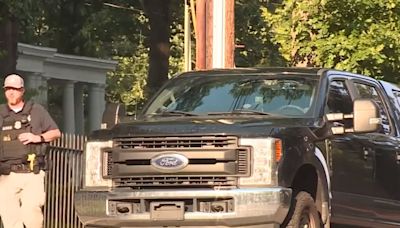 Black trucks with US government plate spotted at Ohio Senator home