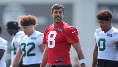 Jets' Aaron Rodgers held out of joint practice with Commanders due to rainy conditions