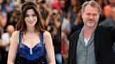 Anne Hathaway aseguró que Christopher Nolan fue un “ángel guardián” para ella en uno de los momentos más complicados de su carrera