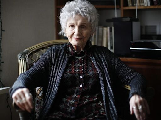 Weeks After Alice Munro’s Death, Daughter Tells of Dark Family Secret