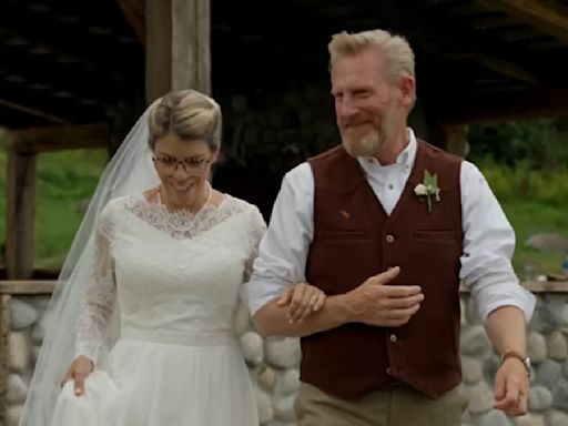Rory Feek ties the knot with girlfriend Rebecca in Montana