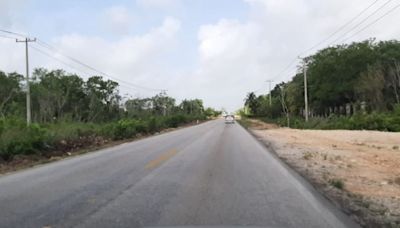 Hallan un cuerpo calcinado en la carretera Cancún-Leona Vicario