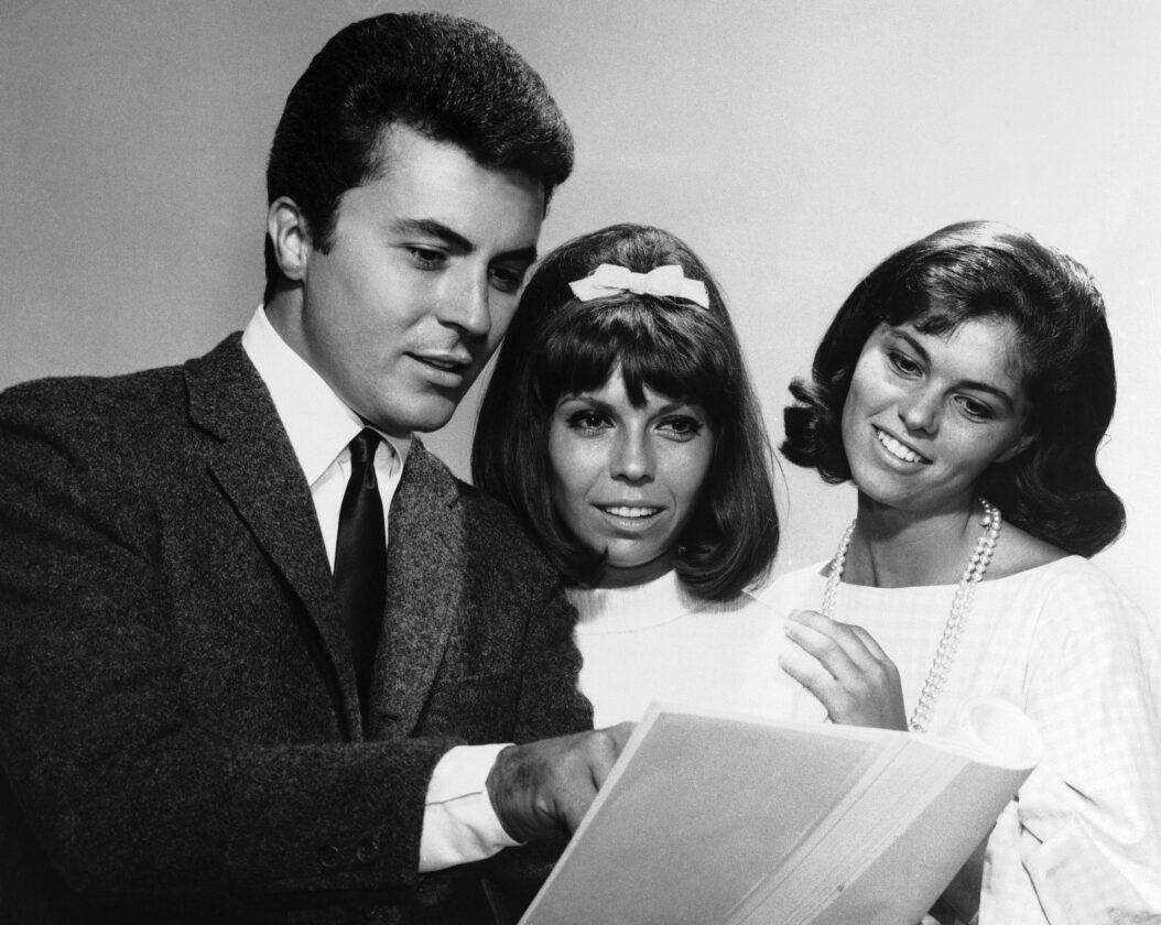 James Darren, ‘Gidget’ teen idol, singer and director, dies at 88 | News, Sports, Jobs - Times Republican