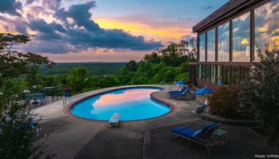 Metro East house tied to Frank Lloyd Wright hits market for $2.5M