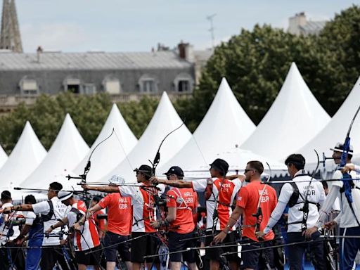 París 2024: Bruno Martínez, Carlos Rojas y Matías Grande logran clasificar en tiro con arco varonil por México