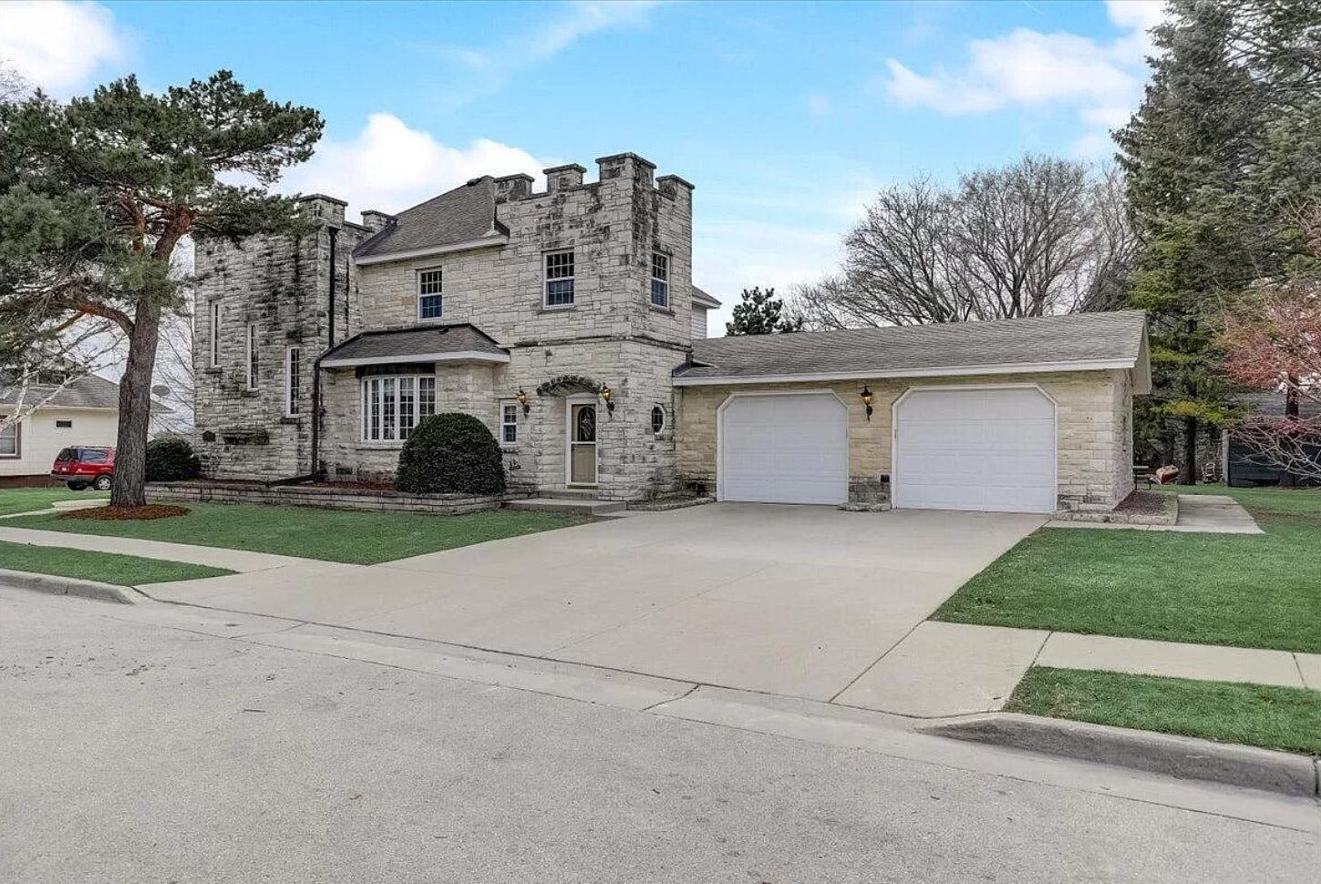 These Wisconsin homes are among the 'ugliest' in America, according to HGTV