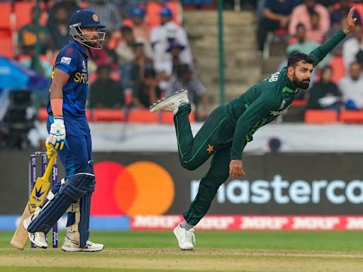 Shadab Khan trolled by female fan in Cardiff: Aap chakkay kyun kha rahe hain?