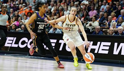 How did Caitlin Clark do in WNBA debut? Indiana Fever vs Connecticut Sun highlights