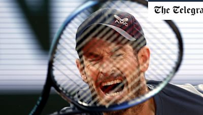 Andy Murray crashes out of French Open in first round after straight-sets defeat to Stan Wawrinka