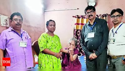 Home voting begins for elderly in JSR | Ranchi News - Times of India