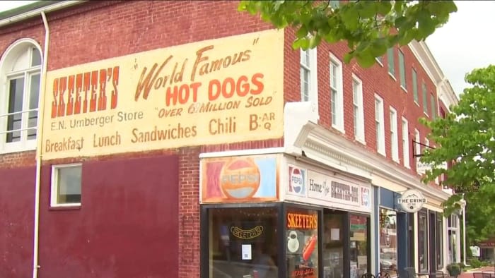 Wytheville’s Skeeter’s Hot Dogs needs new owner to survive