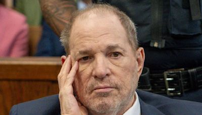 Corona und Lungenentzündung: Harvey Weinstein in Klinik eingewiesen