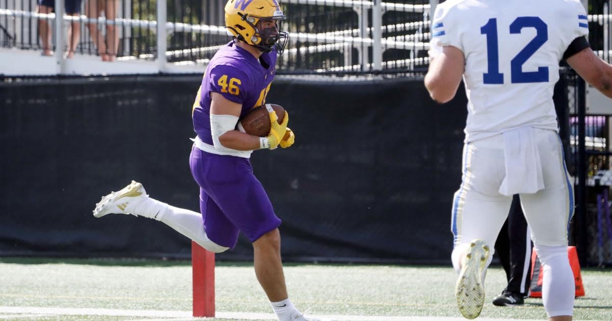 Williams routs Hamilton in NESCAC football opener; Owen McHugh ties a school record with 5 TD passes