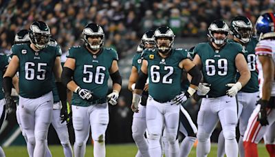 Eagles O-Line Makes A Splash At Dickerson's End Of Summer Party