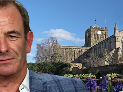 Robson Green's quiet life in charming market town where homes average just £284k