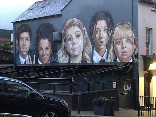 Derry Girls mural bar owner silent on criticism of new structure that partially obscures iconic artwork