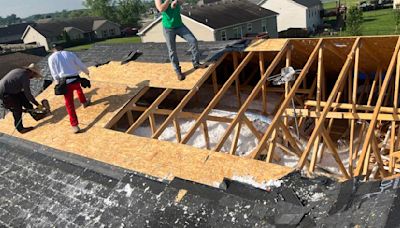 Neighbors help southern Indiana families clean up after EF-0 tornado touched down Tuesday night