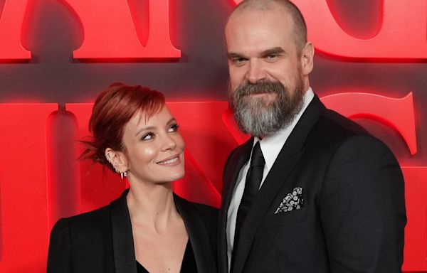 Lily Allen says her husband, actor David Harbour, controls the apps on her phone