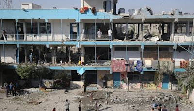 Las autoridades de Gaza denuncian tres muertos en un nuevo bombardeo de Israel contra una escuela en Gaza