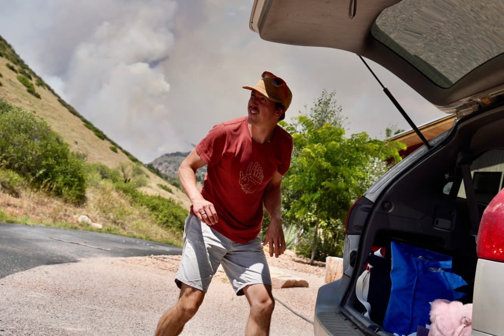 Alexander Mountain fire west of Loveland grows to more than 3,500 acres, forces new evacuations