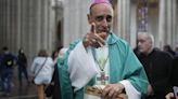 La pasión mística: El jefe de la doctrina del Vaticano criticado por su libro sobre orgasmos