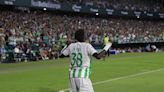 3-0. El Betis se reencuentra a costa de un vulgar Valencia