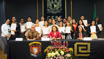 Primera generación de guías de turistas es acreditada por la UNAM y Sectur