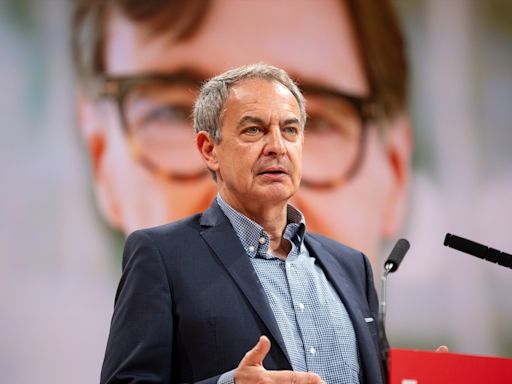 Zapatero reacciona a la movilización en apoyo a Pedro Sánchez: "No es por sentimentalismo, es por indignación"