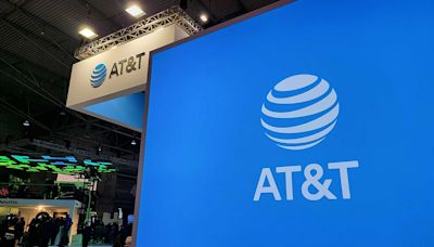 Text message from AT&T about a free device offer may look like a scam or spam but it is legitimate