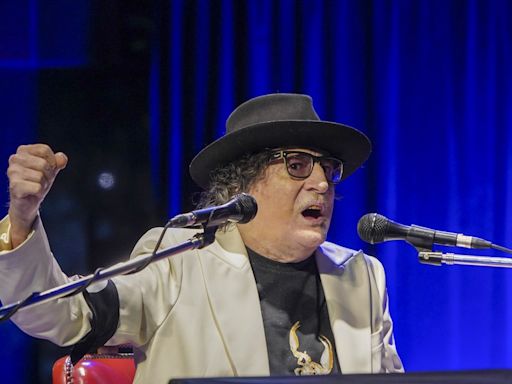 “Charly García se puede permitir cualquier cosa”: ¿llegó la hora del último álbum del ídolo argentino? - La Tercera