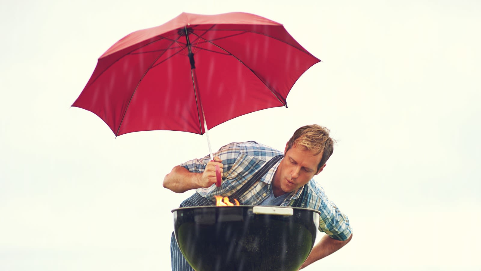 These 2 Tools Make Grilling In The Rain So Much Easier