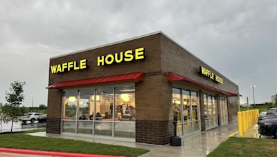 Long-awaited Waffle House opens in Kyle