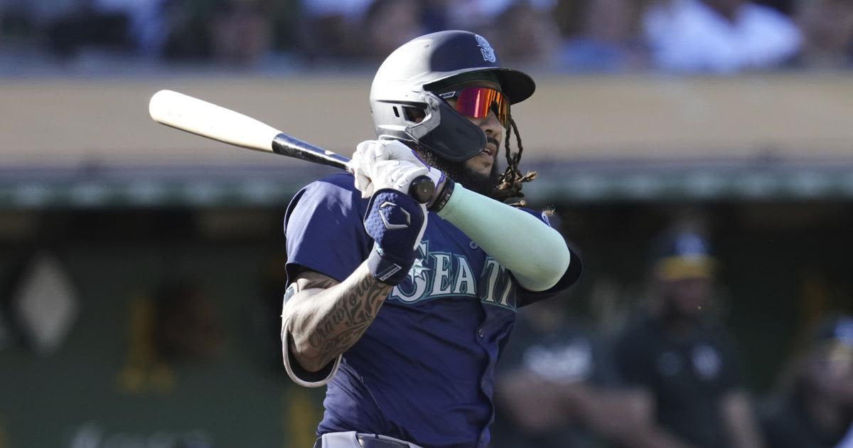 J.P. Crawford frustrated with performance this season for Mariners