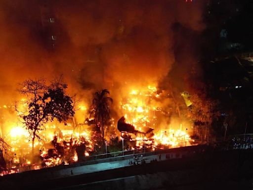 Fire Kills 2, Displaces 203 Families In Davao City