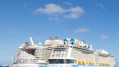 I've worked on cruise ships for years. Here are 6 things passengers should stop wasting money on.