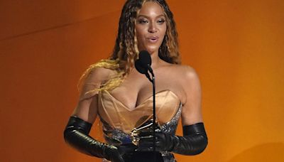 Los fans de Beyoncé, enfadados por su exclusión en los premios CMA