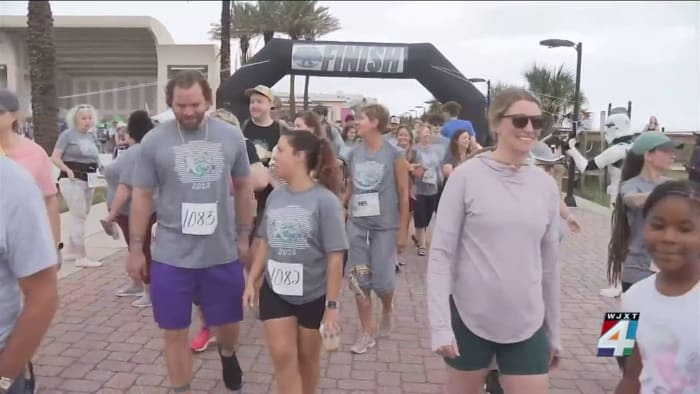 Founder invites community to Waves of Gray 5K in Jacksonville Beach to support brain cancer research