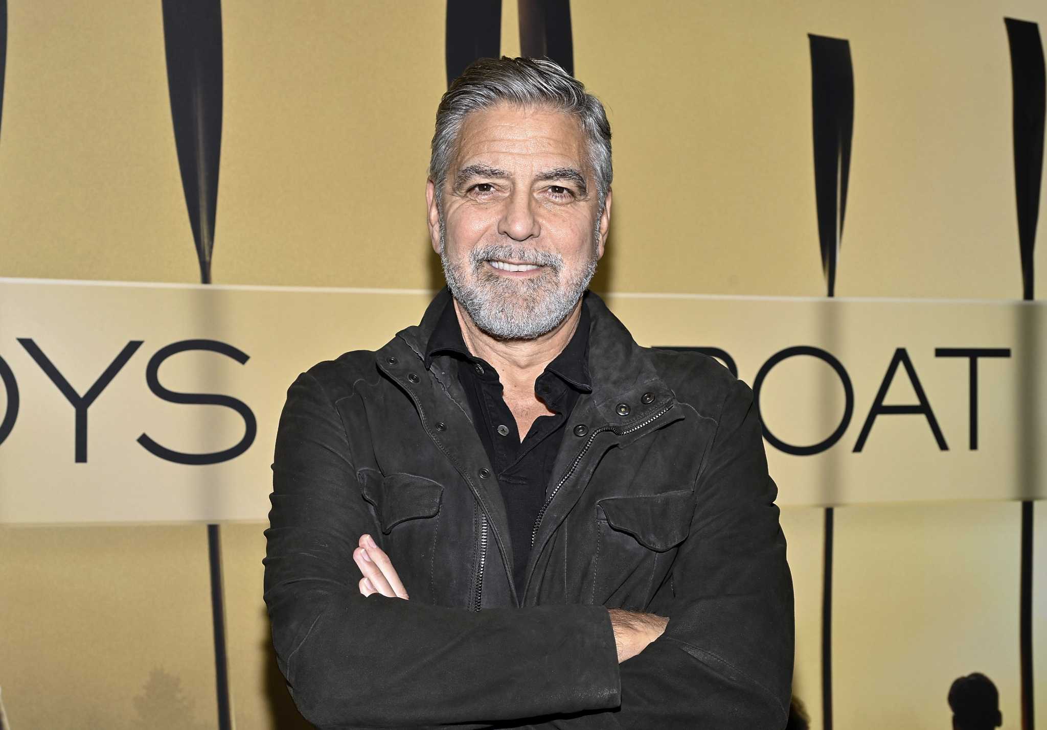 George Clooney to make his Broadway debut in a play version of movie 'Good Night, and Good Luck'