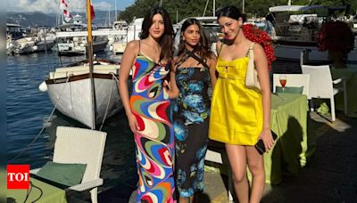 ...Shanaya Kapoor and Ananya Panday stun in extravagant outfits worth lakhs at Anant Ambani and Radhika Merchant's pre-wedding bash | Hindi Movie News - Times of India
