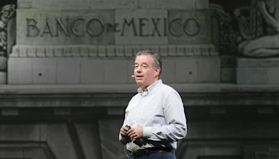 El Banco de México reduce a 2,4 % su pronóstico de crecimiento del PIB