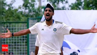 Duleep Trophy: Arshdeep Singh bags six-for in India D's consolation win | Cricket News - Times of India