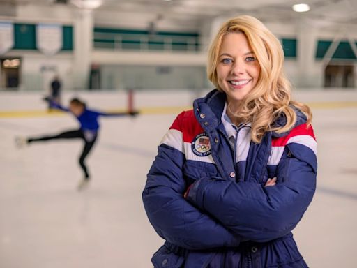 Addison’s Alexa Knierim has waited more than 900 days to receive the Olympics gold medal she won in 2022. Here’s why.