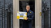 Chris Kamara petitions Downing Street to change pensions rules for dying patients