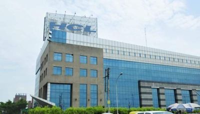 HCL Tech to link new leave policy with employees’ office attendance: Report | Mint