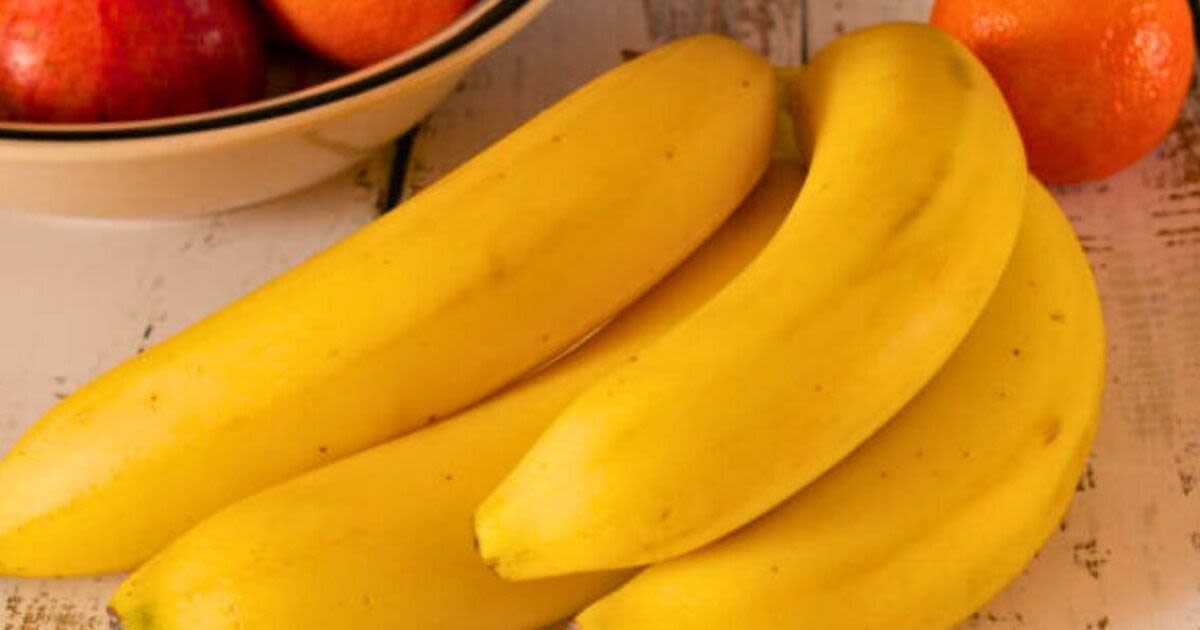 Bananas will stay fresh for week longer if stored in unexpected place