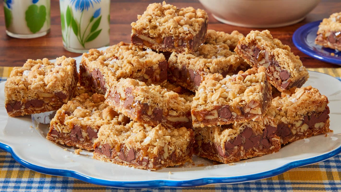 Carmelitas Are Stuffed with Chocolate, Pecans, and Gooey Caramel